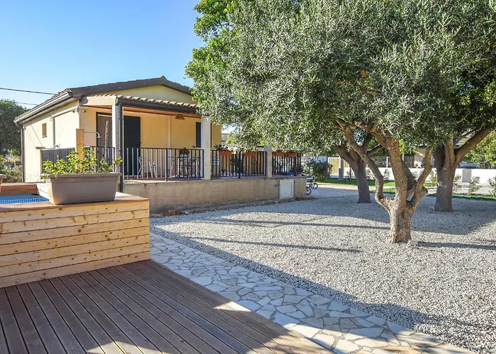 Holiday home Andrea *